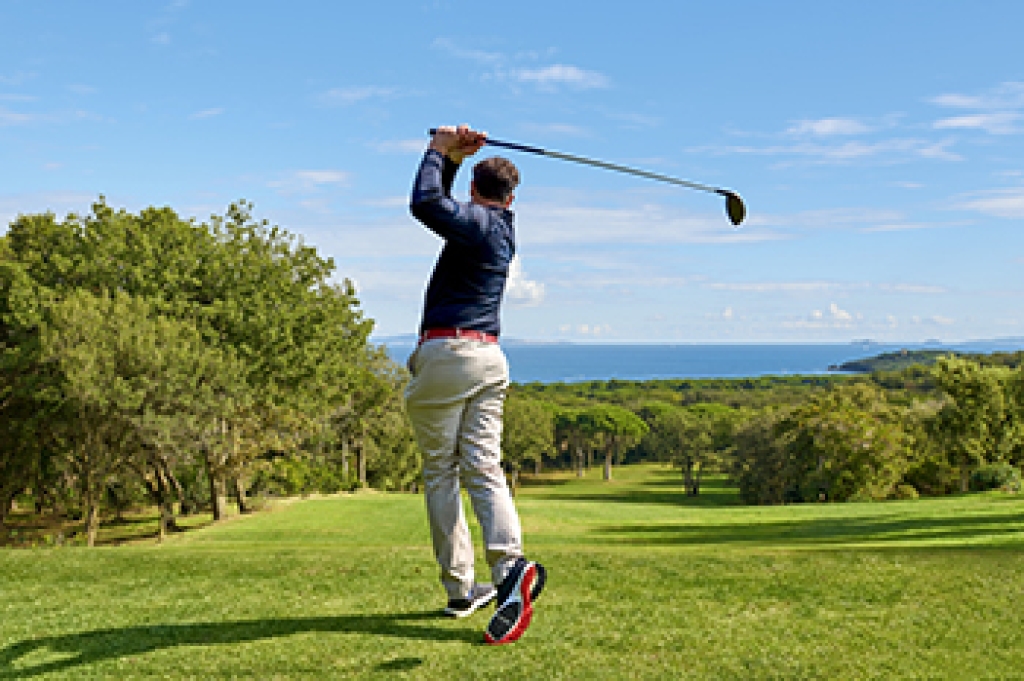 Foot Problems Linked to Playing Golf